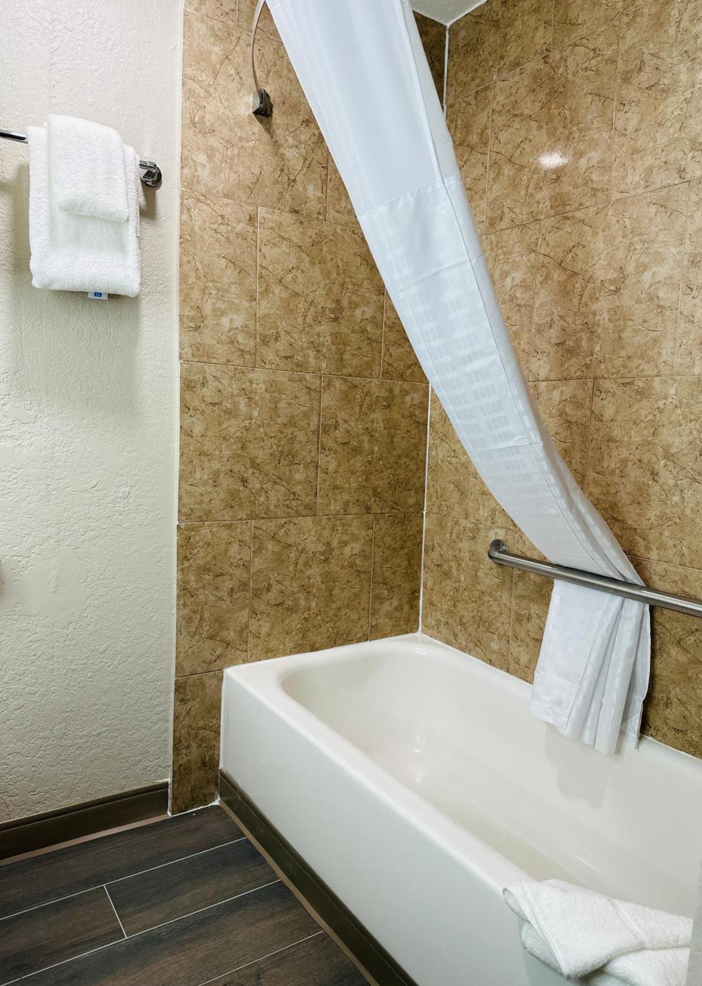 Hotel Days By Wyndham North Ocala